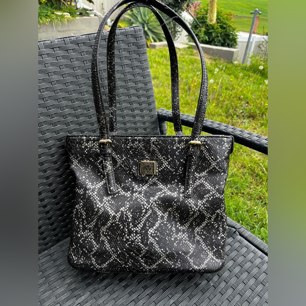Anne Klein Elegant Black & Gold Tote Bag